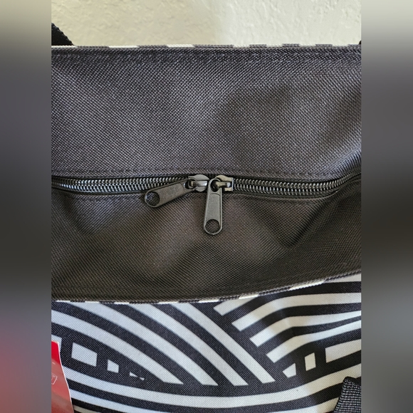 REISENTHEL SHOPPER M Reusable Black and White Polyester Shopping Bag with Zipper - Picture 6 of 12
